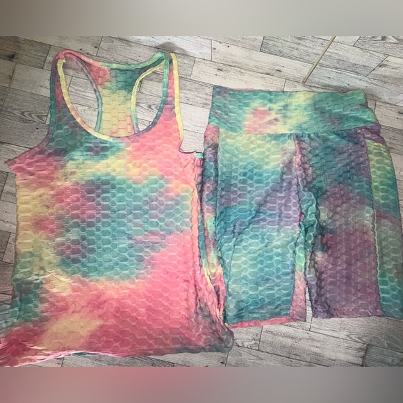 Tie Dye Yoga Set (2 piece top and bottom) activewear set - Picture 1 of 9